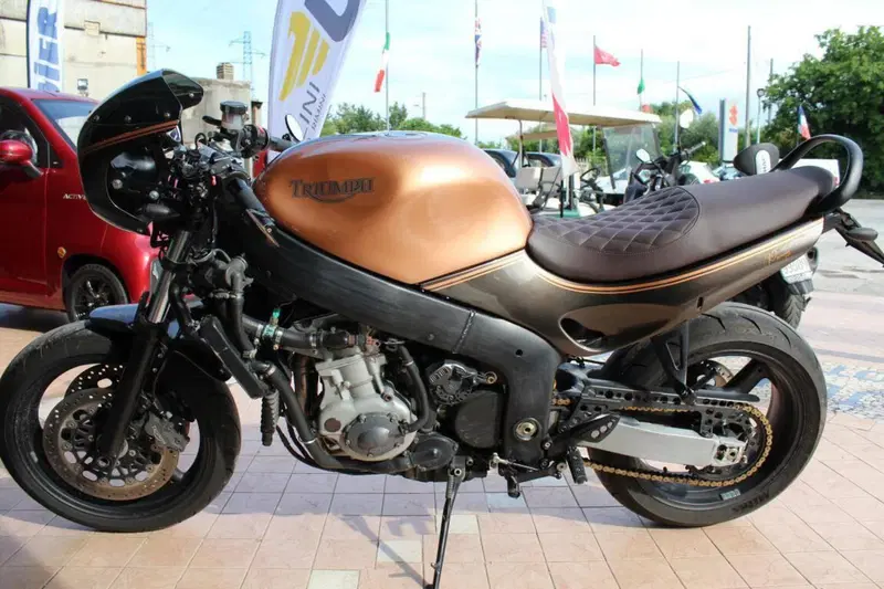 Triumph Sprint 955 RS (1999 - 01)