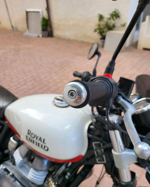 Royal Enfield Interceptor 650 (2021 - 25) (5)