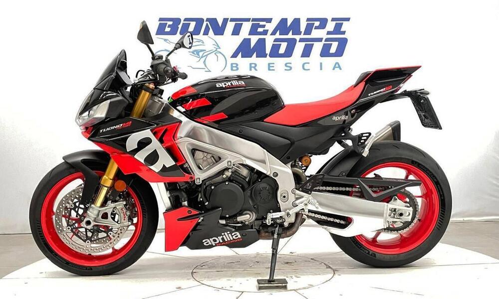 Aprilia Tuono V4 Factory (2021 - 24) (2)