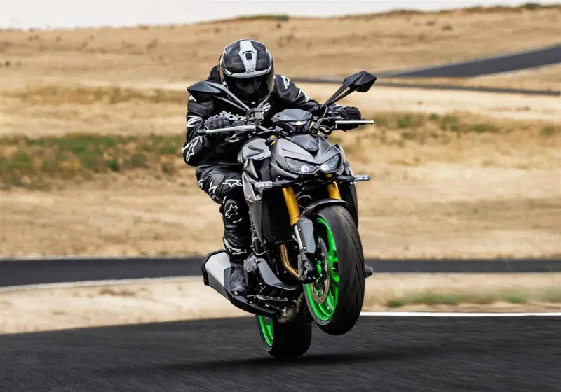 Kawasaki Z 1100 SE (2026) (3)