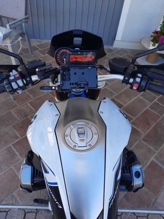 Bmw R 1200 R (2017 - 18) (4)