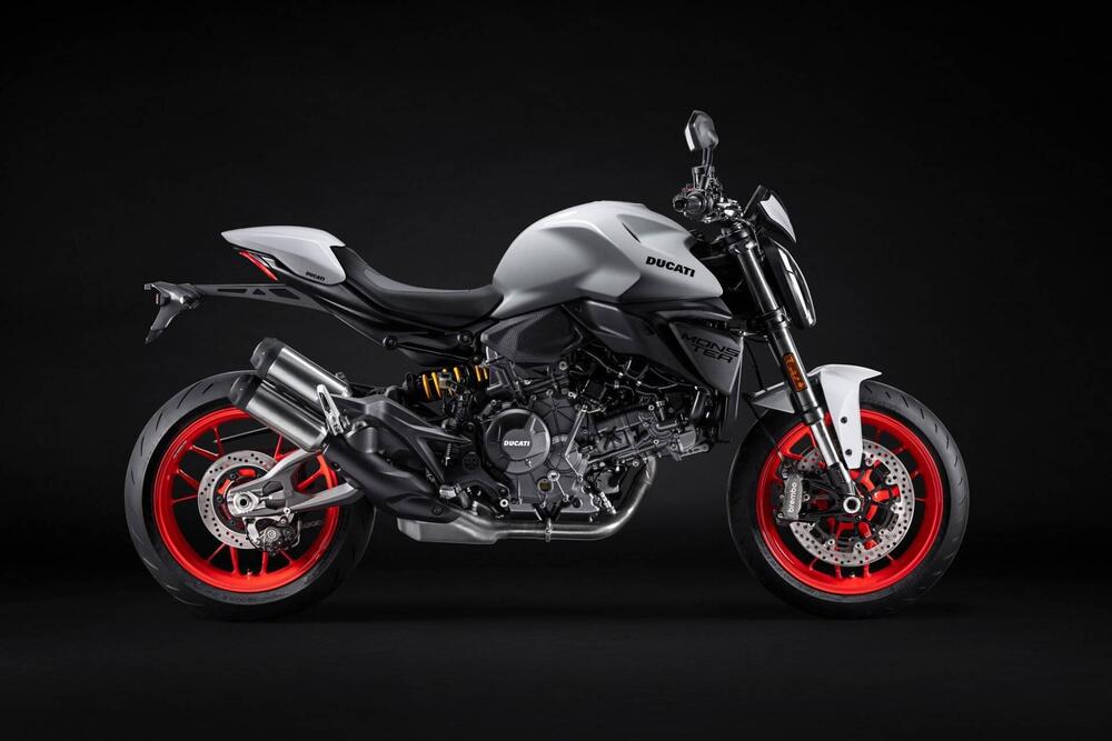 Ducati Monster 890 + (2026) (2)