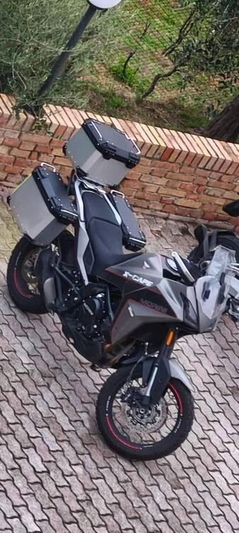 Moto Morini X-Cape 650 (2021 - 25) (2)
