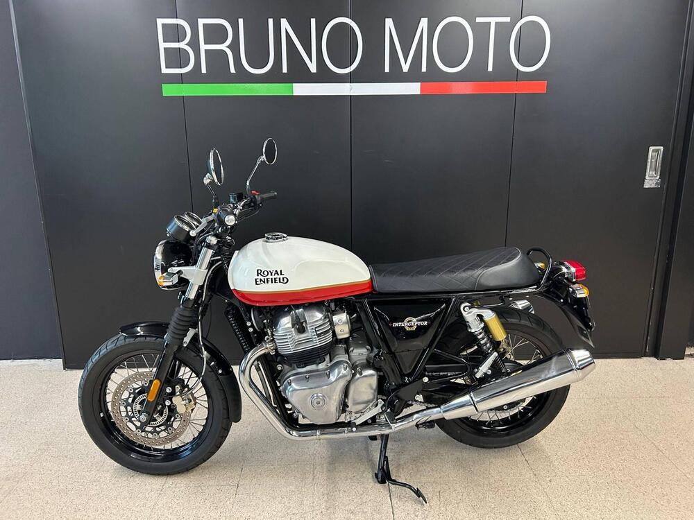 Royal Enfield Interceptor 650 (2021 - 25) (2)