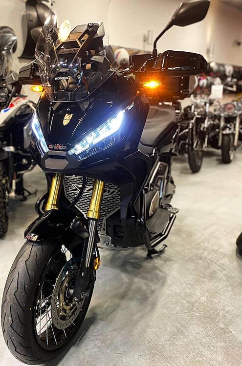 Honda X-ADV 750 DCT (2021 - 24) (3)