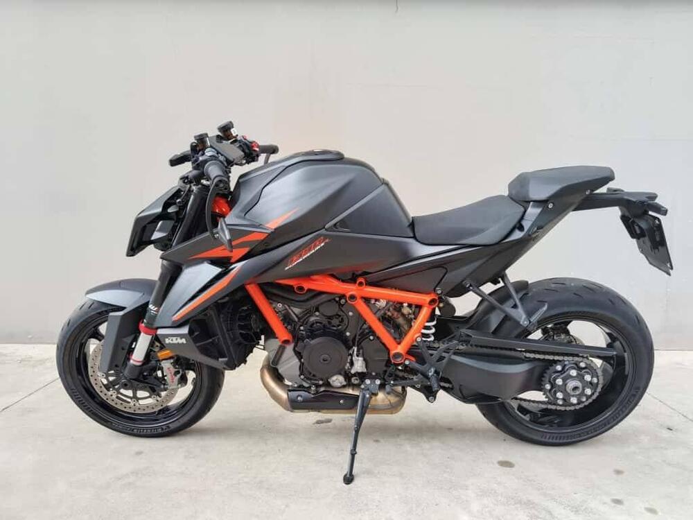 KTM 1390 Super Duke R (2024 - 26) (2)