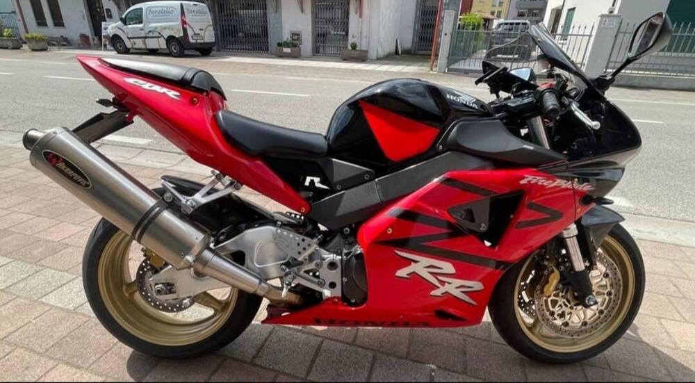 Honda CBR 900 RR Fireblade (2002 - 04) (4)