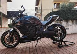 Ducati Diavel 1200 Carbon (2010 - 13) usata