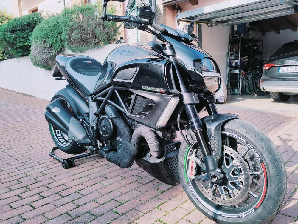 Ducati Diavel 1200 Carbon (2010 - 13) (5)