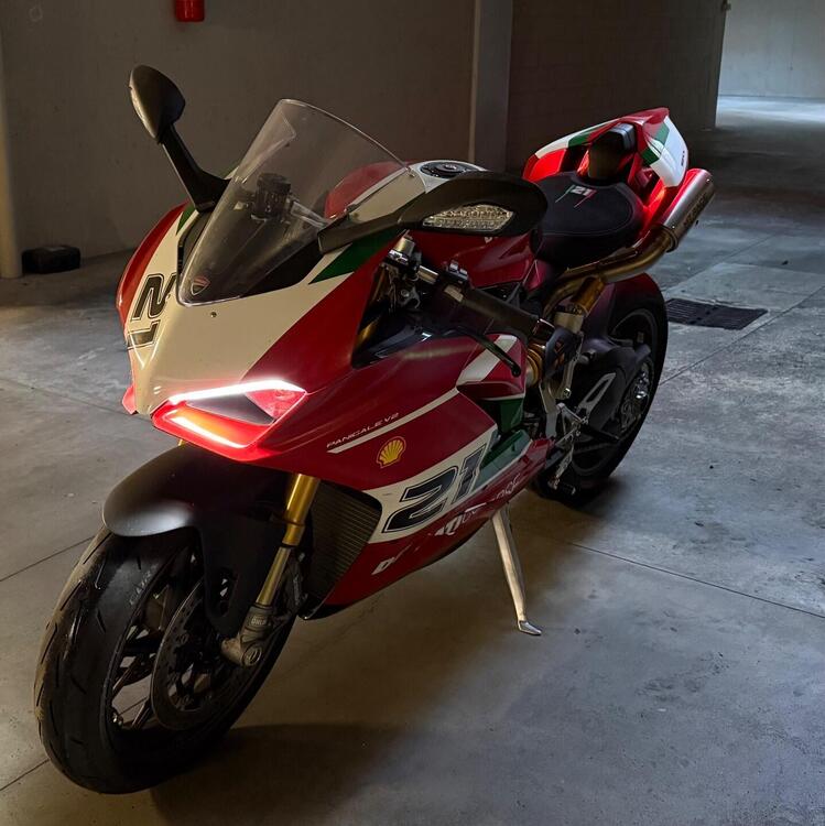 Ducati Panigale V2 Bayliss 1st Championship 20th Anniversary (2021 - 24)