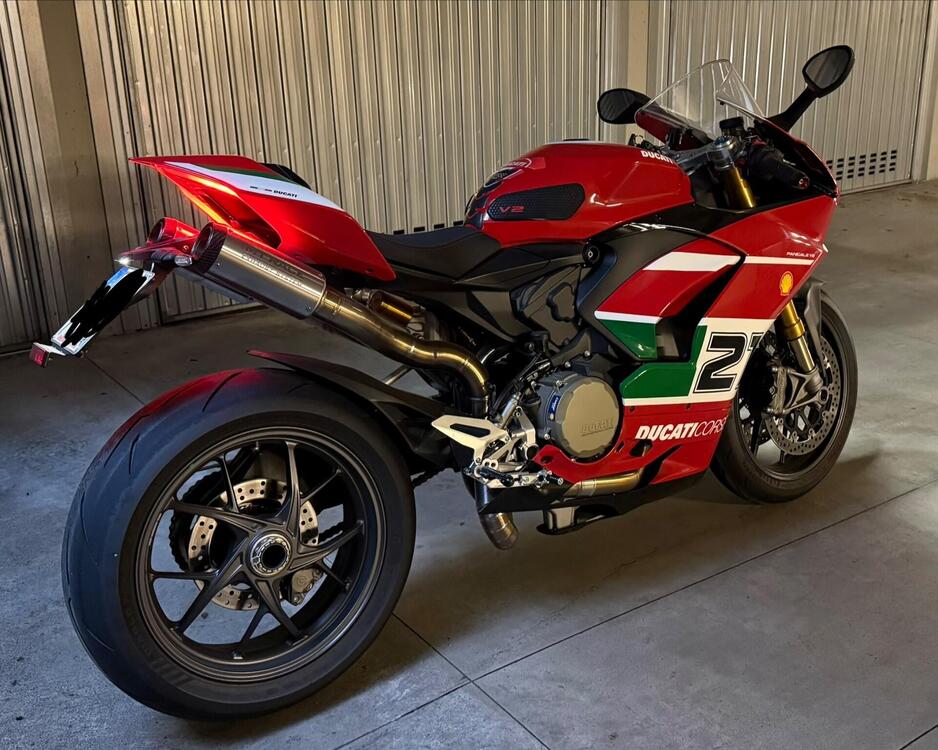 Ducati Panigale V2 Bayliss 1st Championship 20th Anniversary (2021 - 24) (3)