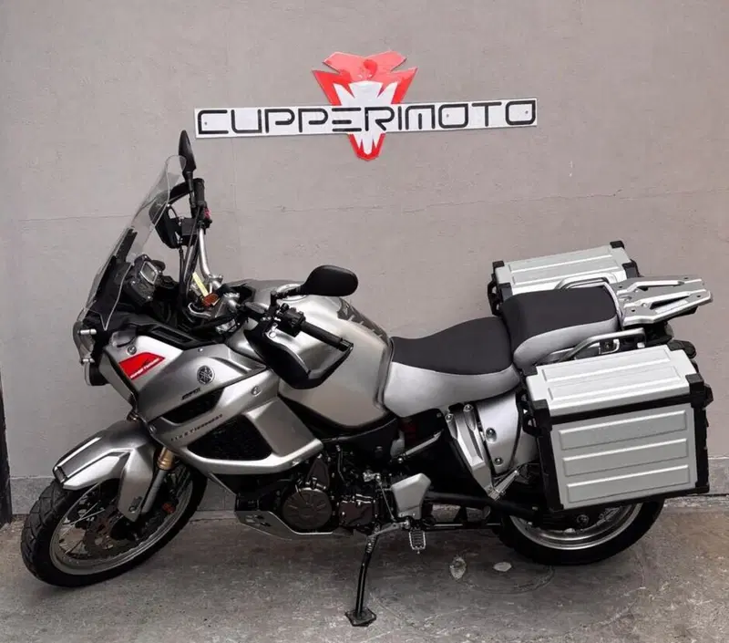 Yamaha XT1200Z Super Ténéré First Edition (2010 - 11) (5)