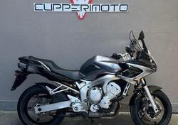 Yamaha FZ6 Fazer (2004 - 07) usata