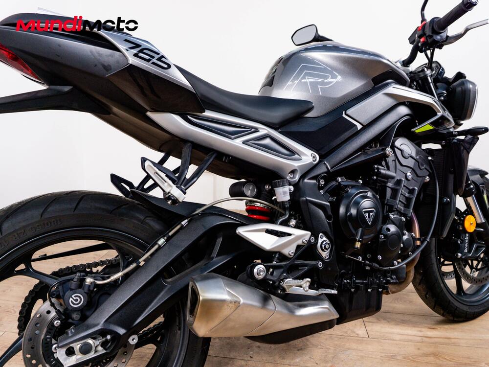 Triumph Street Triple 765 R (2023 - 25) (4)