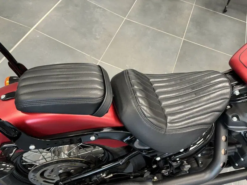 Harley-Davidson 107 Street Bob (2018 - 20) - FXBB (9)