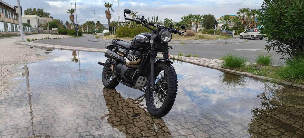Triumph Scrambler (2006 - 17) (2)
