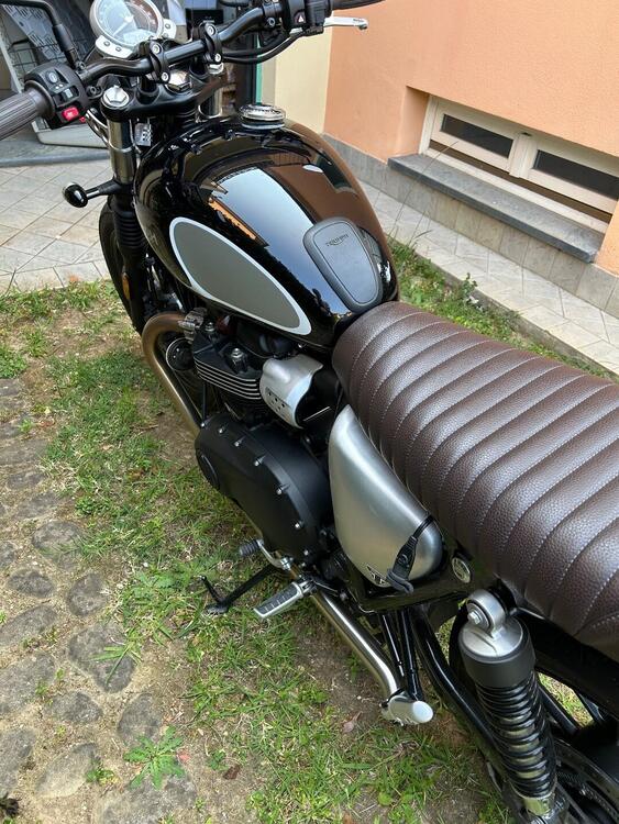 Triumph Street Twin 900 (2017 - 18) (4)