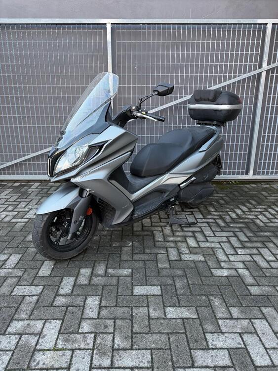 Kymco Downtown 350i TCS (2021 - 25) (2)