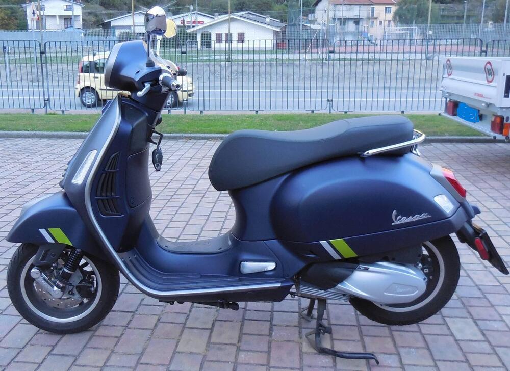 Vespa GTS 300 Super Tech (2023 - 24)