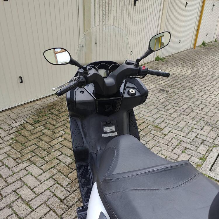 Kymco Downtown 300i ABS (2009 - 17) (3)