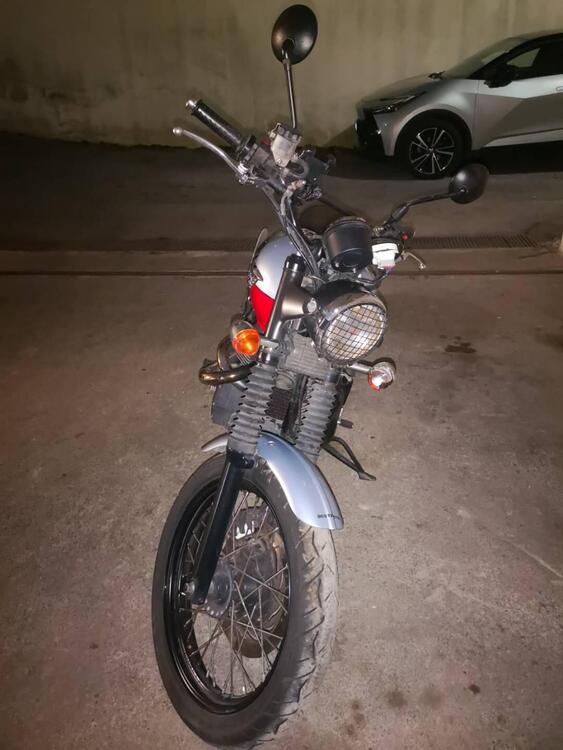 Triumph Scrambler (2006 - 17) (4)