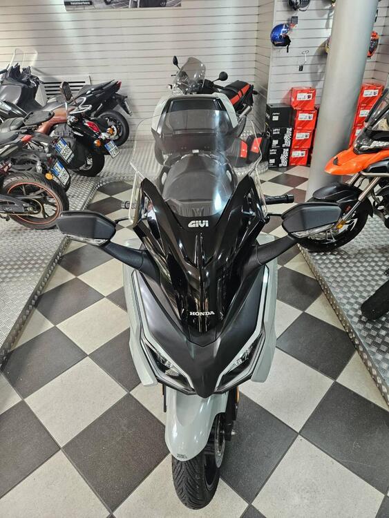 Honda Forza 350 Deluxe (2022 - 24) (3)