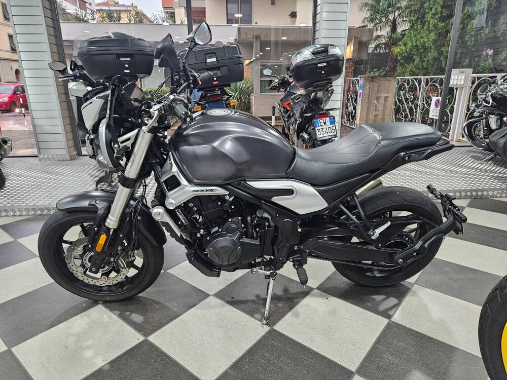 Voge Trofeo 500AC (2022 - 25) (2)