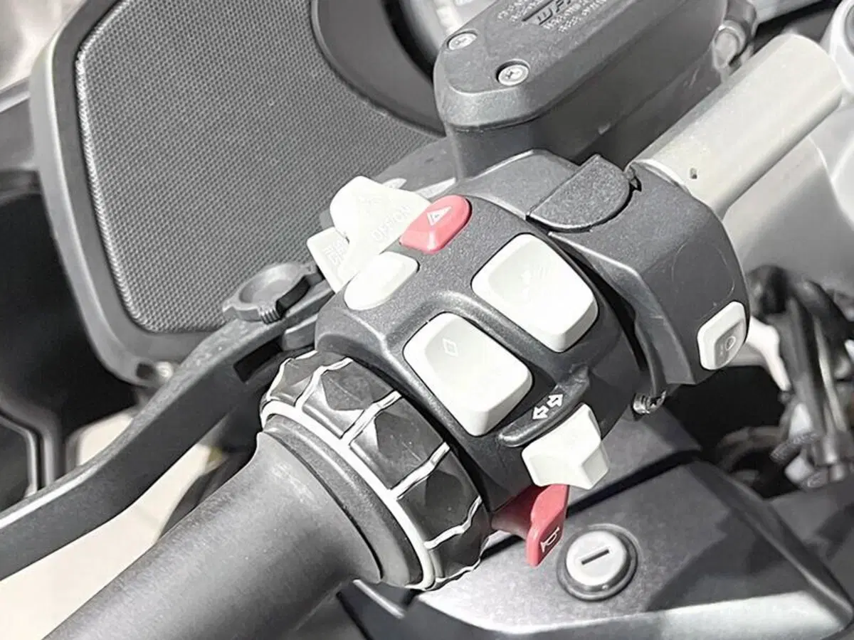 Bmw R 1250 RT (2019 - 20) (3)