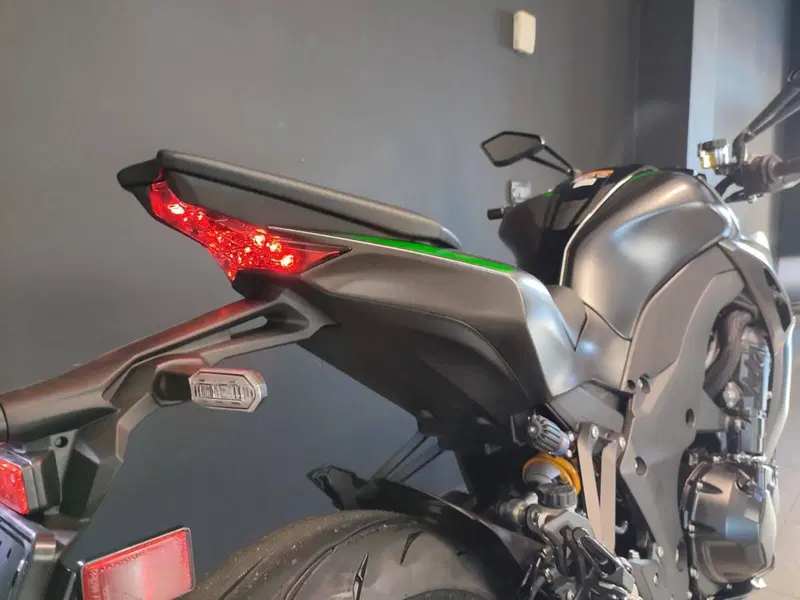 Kawasaki Z 1100 SE (2026) (7)