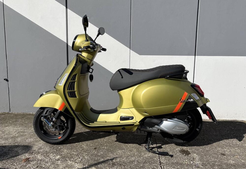 Vespa GTS 300 Super Sport (2023 - 24) (3)