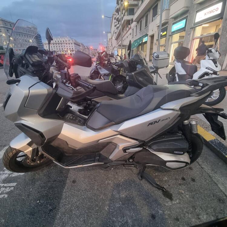 Honda ADV 350 (2022 - 24)