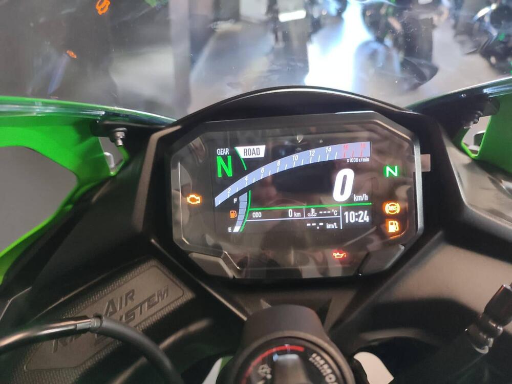 Kawasaki Ninja ZX-4RR (2024 - 26) (3)