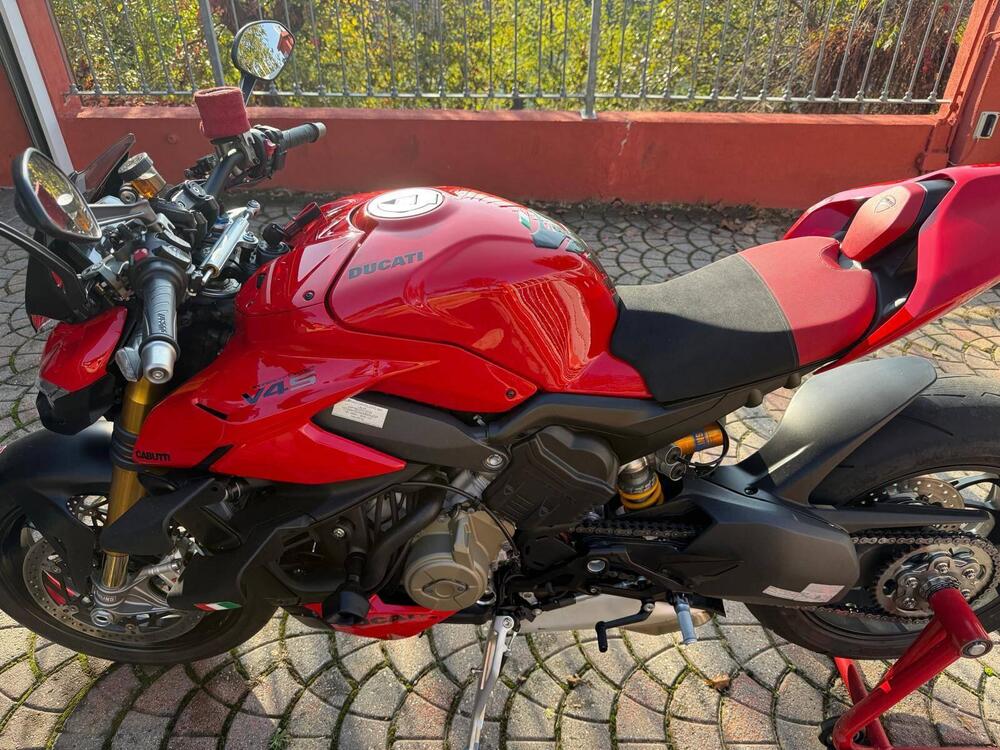 Ducati Streetfighter V4 S (2023 - 24) (2)