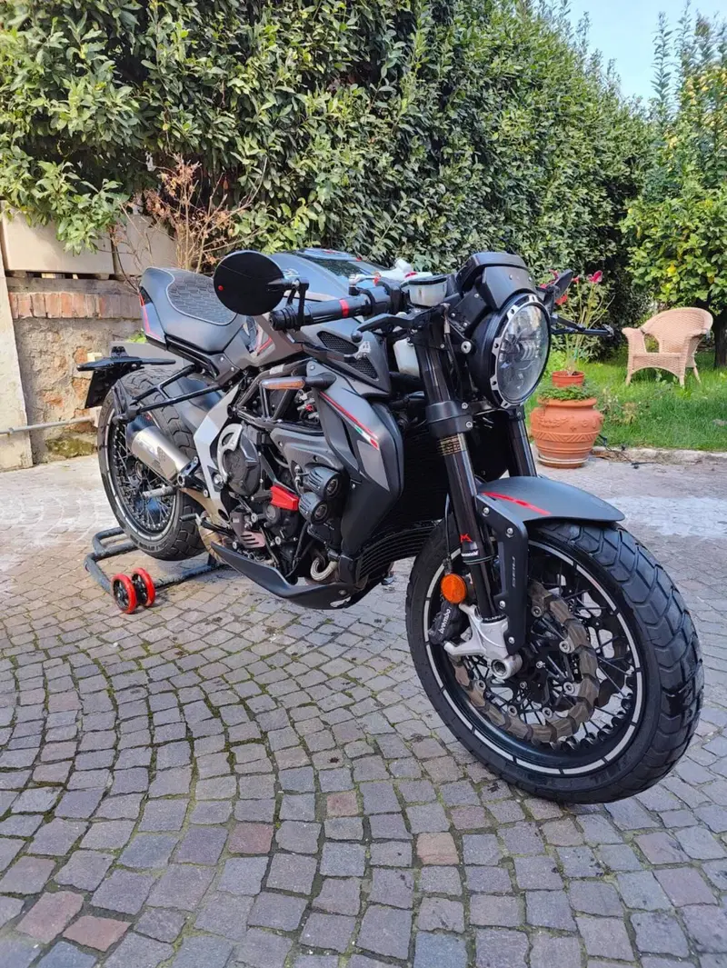 MV Agusta RVS #1 800 (2018 - 20)