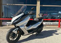 Zontes ZT350-E (2023 - 25) usata