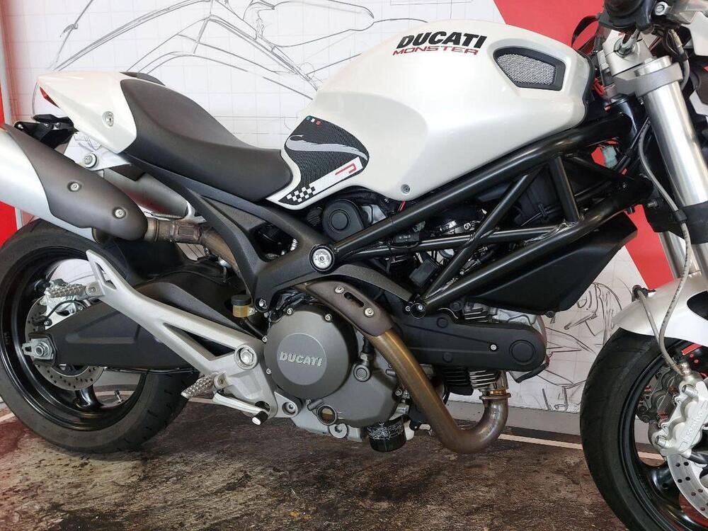 Ducati Monster 696 (2008 - 13) (3)