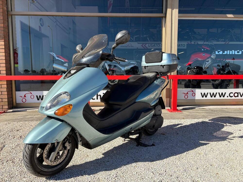 Yamaha Majesty 125 (2000 - 06) (2)