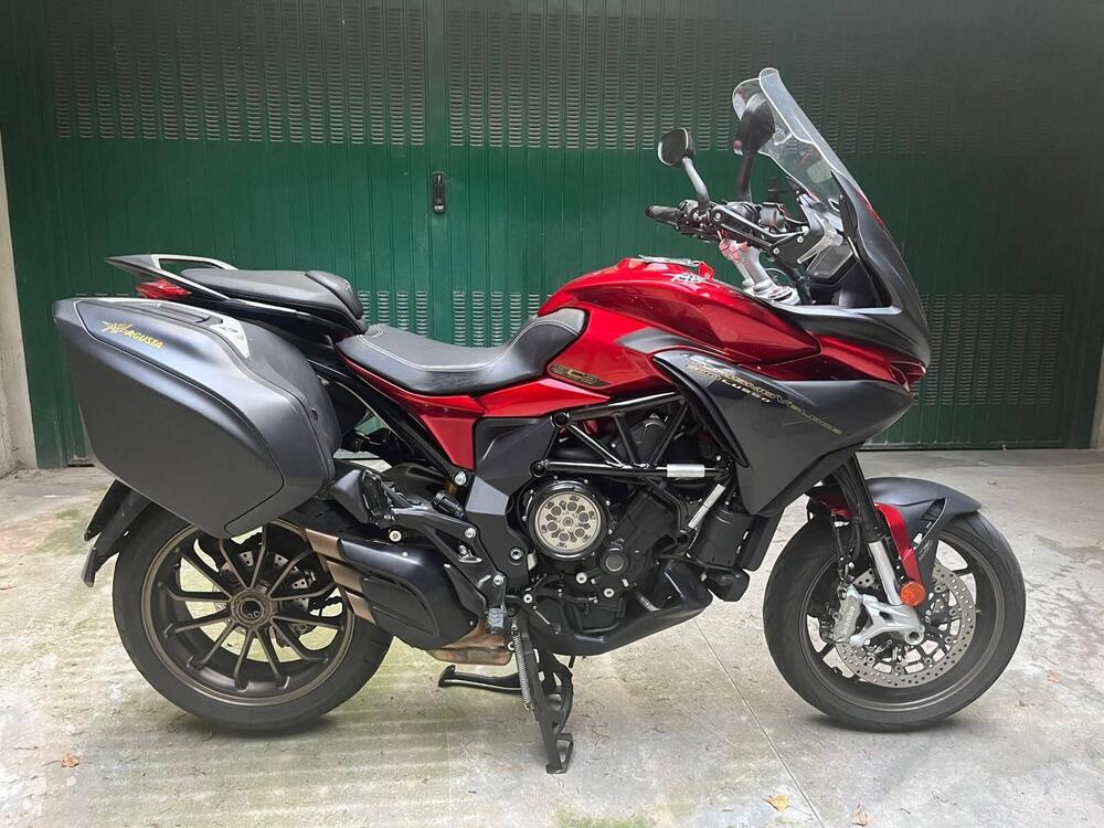 MV Agusta Turismo Veloce 800 RC SCS (2021 - 22) (4)