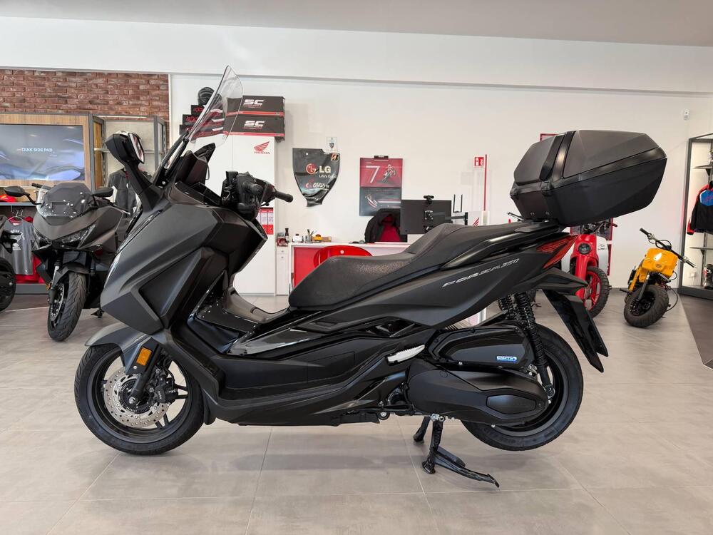 Honda Forza 350 Deluxe (2022 - 24) (3)