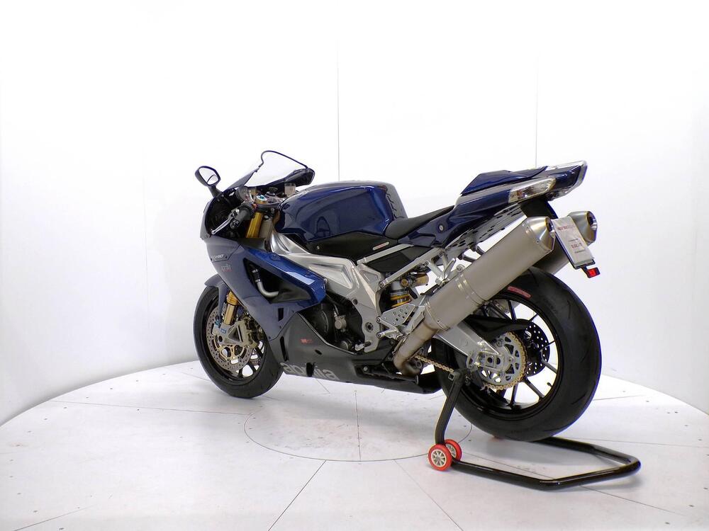 Aprilia RSV 1000 R (2006 - 09) (5)