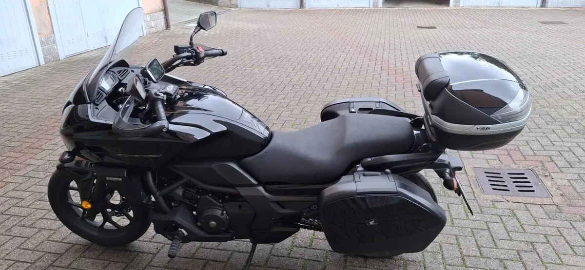 Honda CTX 700 ABS DCT (2014 - 16) (2)