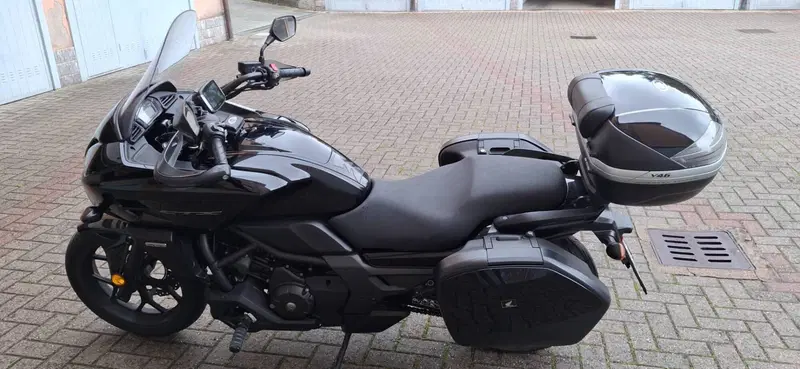 Honda CTX 700 ABS DCT (2014 - 16) (2)