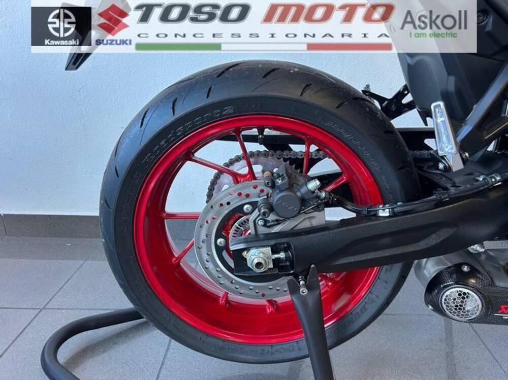 Suzuki GSX-8R EVO (2025) (4)