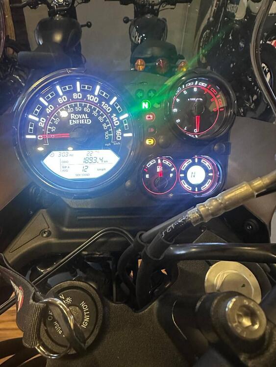 Royal Enfield Himalayan 411 (2021 - 24) (2)