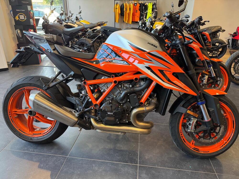 KTM 1290 Super Duke R EVO (2022 - 23)