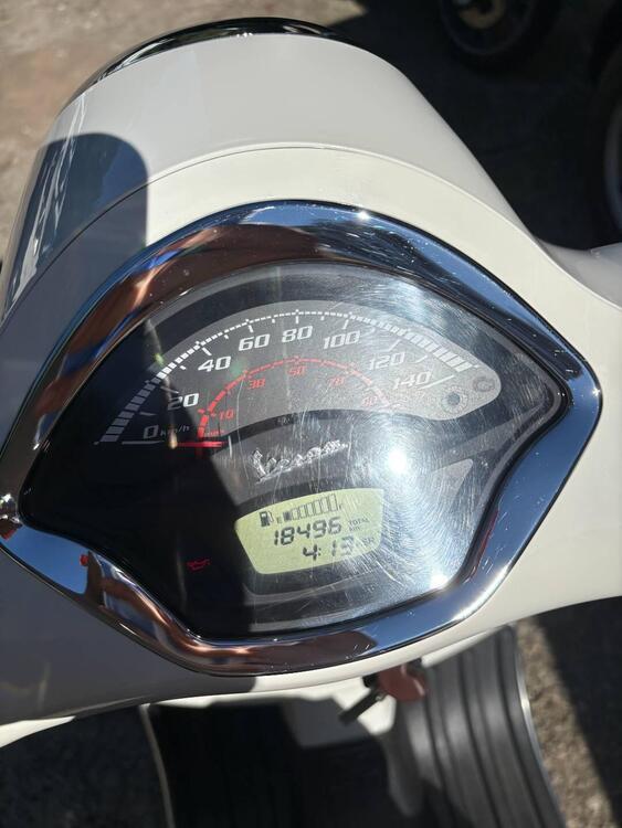 Vespa GTS 300 Super Sport (2023 - 24) (3)