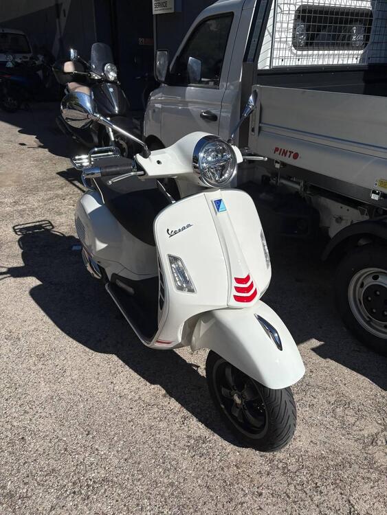Vespa GTS 300 Super Sport (2023 - 24) (5)