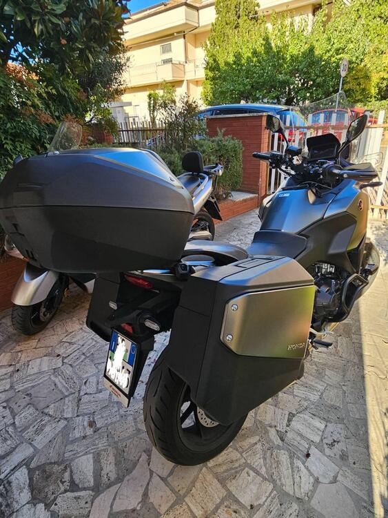 Honda NT 1100 Urban DCT (2022 - 24) (2)