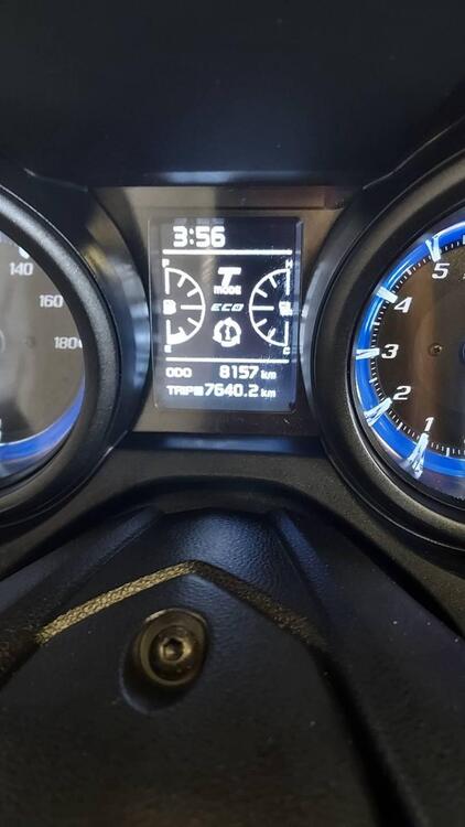 Yamaha T-Max 560 (2020 - 21) (2)