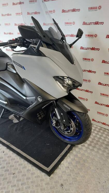 Yamaha T-Max 560 (2020 - 21) (4)